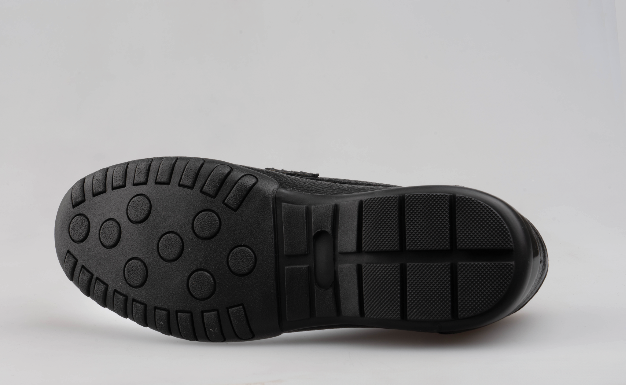 Men's No-Lace Loafers M602 <BLACK>