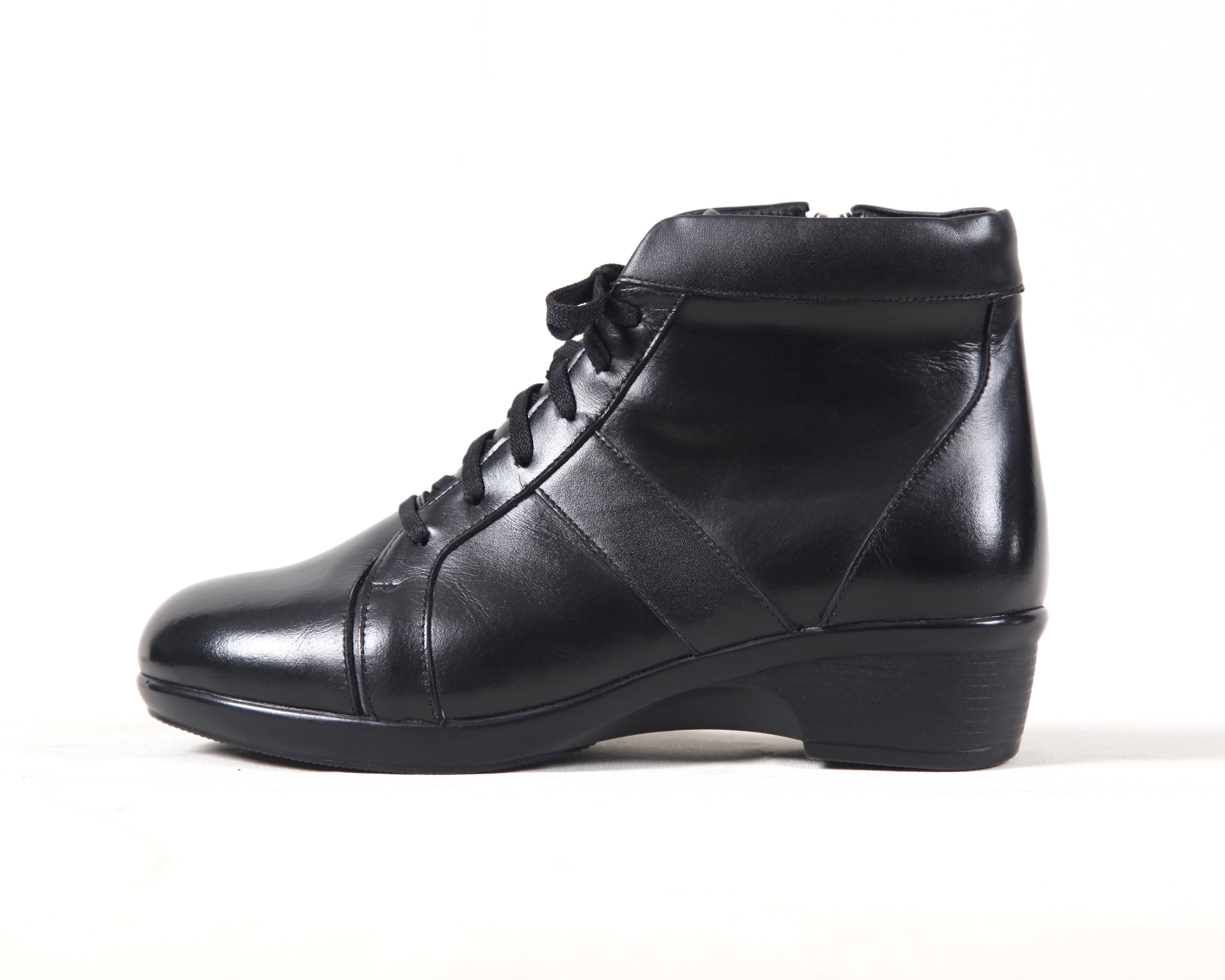 Women's Ankle Boots W902 <BLACK>