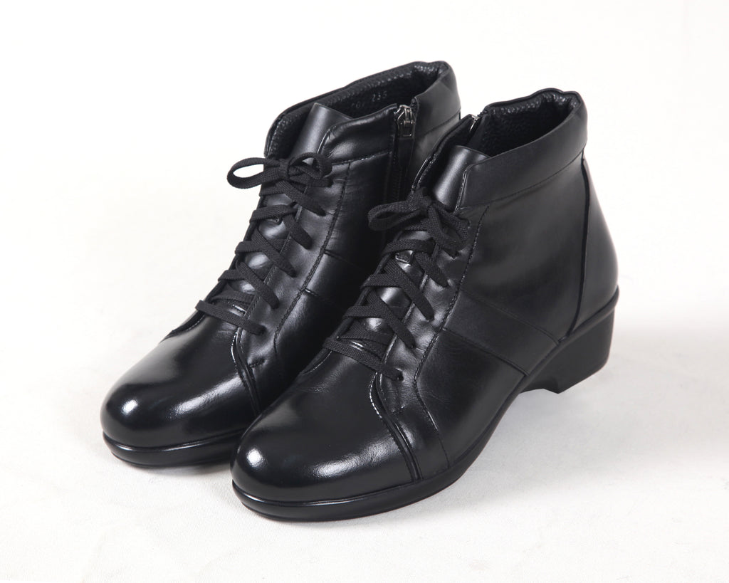 Women's Ankle Boots W902 <BLACK>